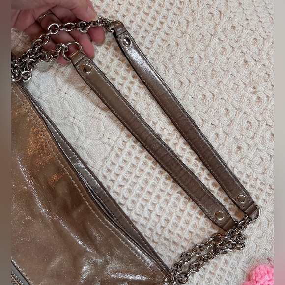 Coach Poppy Shoulder Bag Tote metallic silver, chain strap 3 hangtags EUC - Picture 13 of 13